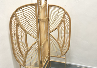 Zoe Rattan Paravan, Divider